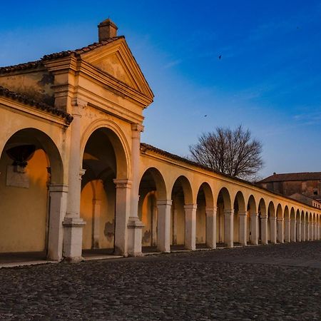 לינה וארוחת בוקר קומאקיו La Loggia מראה חיצוני תמונה