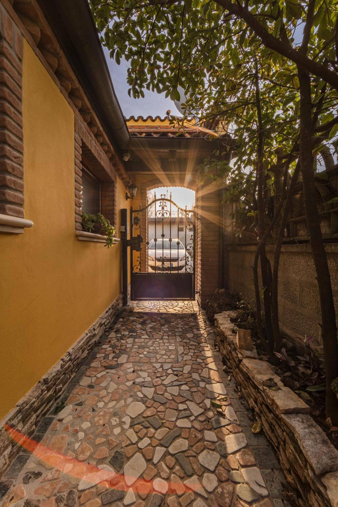 לינה וארוחת בוקר קומאקיו La Loggia מראה חיצוני תמונה